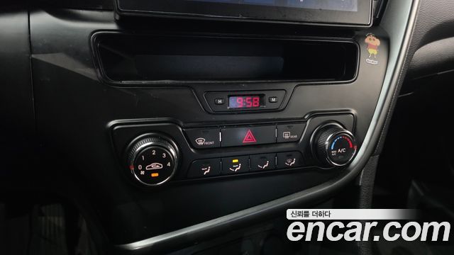 Kia K5 2011 — photo 18