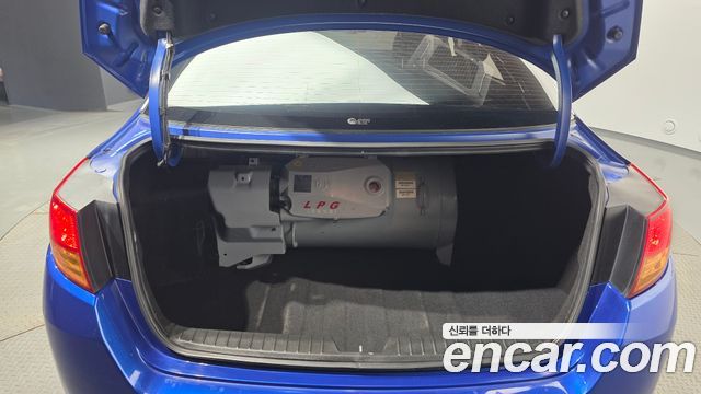 Kia K5 2011 — photo 20