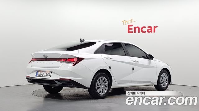 Hyundai AVANTE 2021 — photo 2