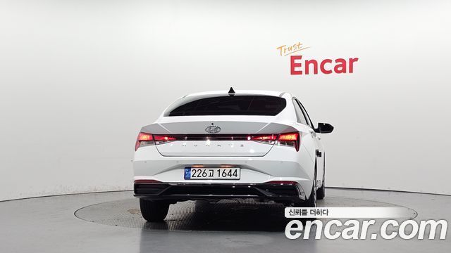 Hyundai AVANTE 2021 — photo 4