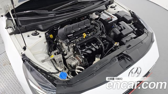 Hyundai AVANTE 2021 — photo 6