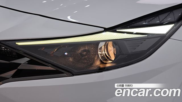 Hyundai AVANTE 2021 — photo 8