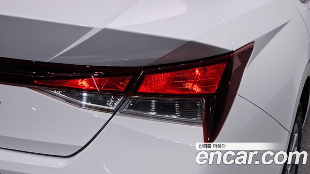 Hyundai AVANTE 2021 — photo 9