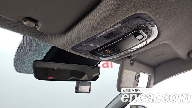 Hyundai AVANTE 2021 — photo 28