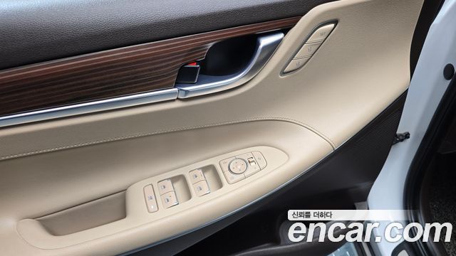 Hyundai Grandeur 2017 — photo 18