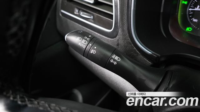 Renault Korea QM6 2017 — photo 28
