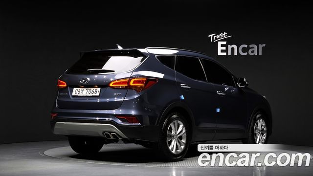 Hyundai Santafe 2018 — photo 2