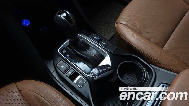 Hyundai Santafe 2018 — photo 9
