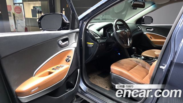 Hyundai Santafe 2018 — photo 10