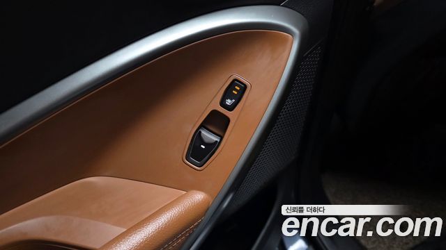 Hyundai Santafe 2018 — photo 19