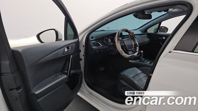 Peugeot 508 2017 — photo 13