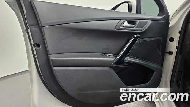 Peugeot 508 2017 — photo 14