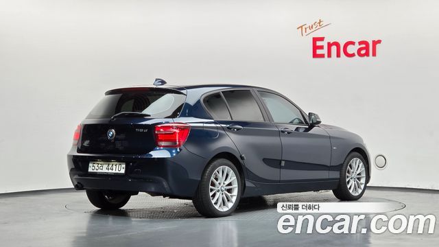 BMW 1-Series 2015 — photo 2