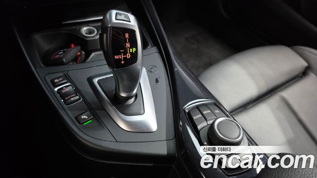 BMW 1-Series 2015 — photo 9