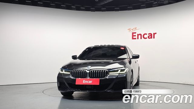 BMW 5-Series 2023 — photo 3