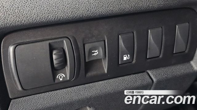 Renault Korea SM3 2014 — photo 20