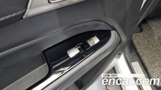 KG Mobility Rexton 2019 — photo 31