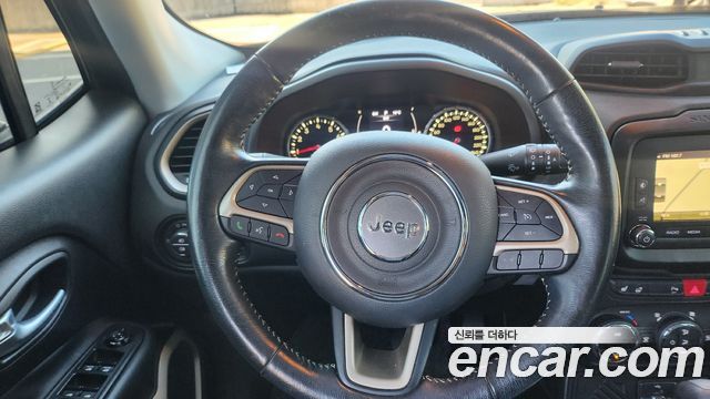 Jeep Renegade 2017 — photo 6