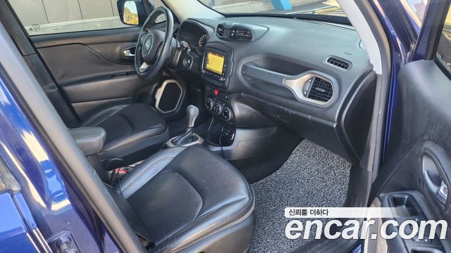 Jeep Renegade 2017 — photo 15