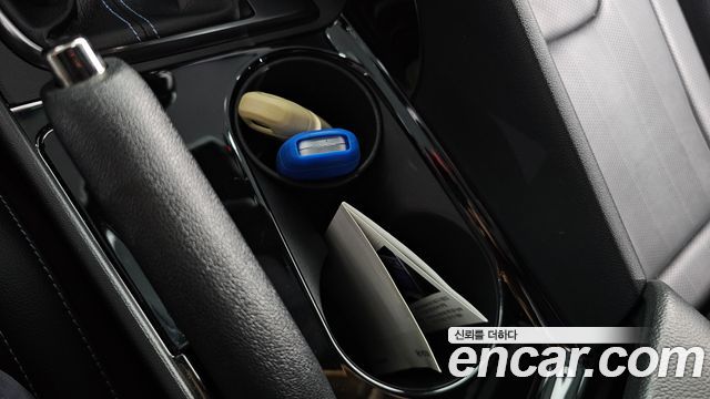 Hyundai AVANTE 2022 — photo 25
