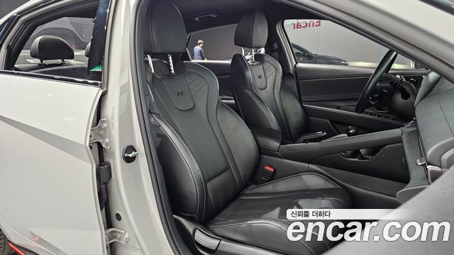Hyundai AVANTE 2022 — photo 16