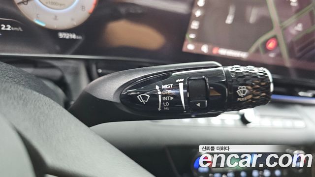 Hyundai AVANTE 2022 — photo 30