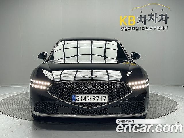 Genesis G90 2022 — photo 1