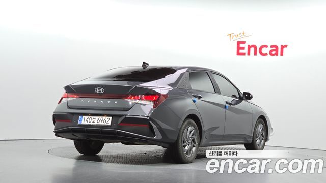 Hyundai AVANTE 2024 — photo 2