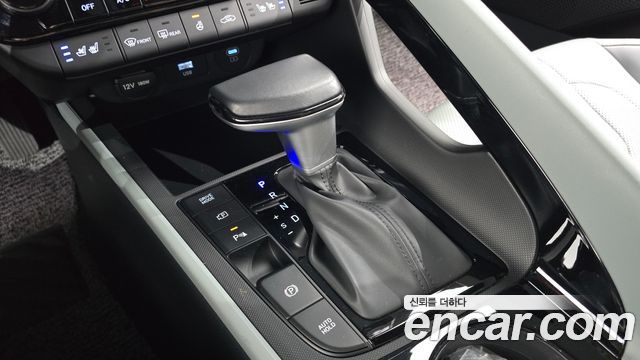 Hyundai AVANTE 2024 — photo 9
