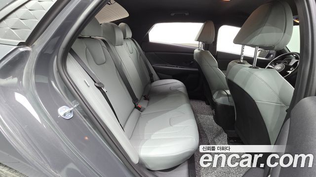 Hyundai AVANTE 2024 — photo 11