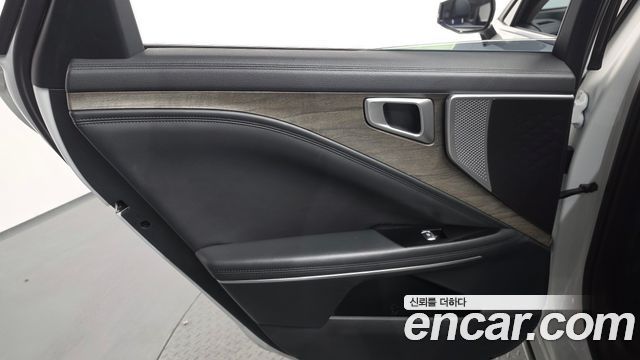Kia K8 2023 — photo 15