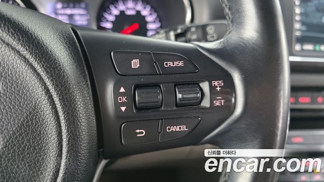 Kia Canival 2018 — photo 16