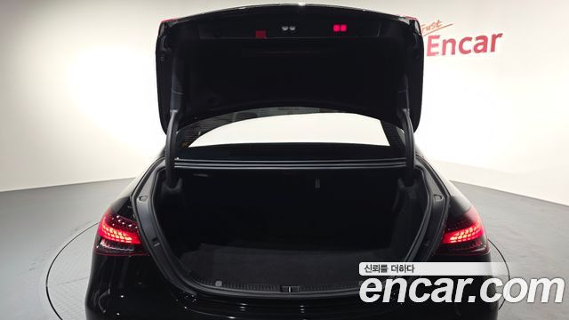 Mercedes-Benz E-Class 2021 — photo 25