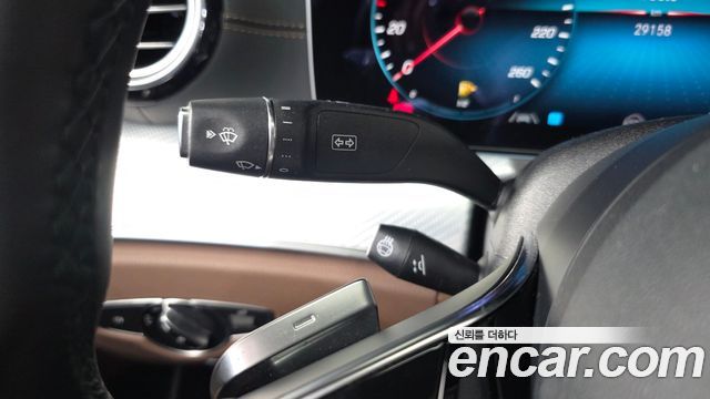 Mercedes-Benz E-Class 2021 — photo 28