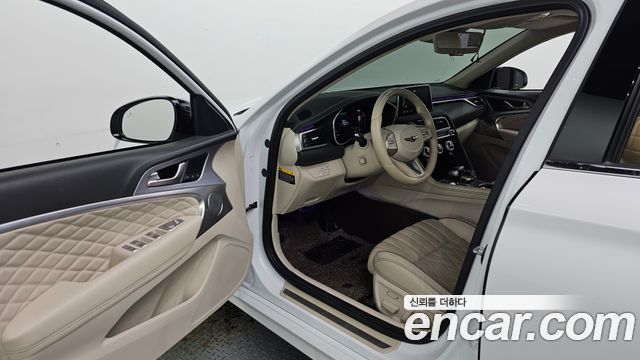 Genesis G70 2020 — photo 13