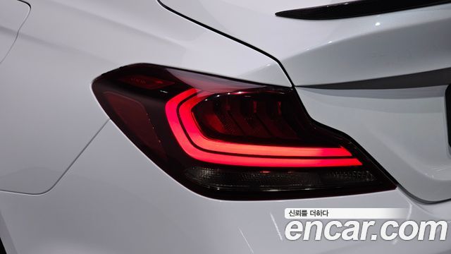 Genesis G70 2020 — photo 9
