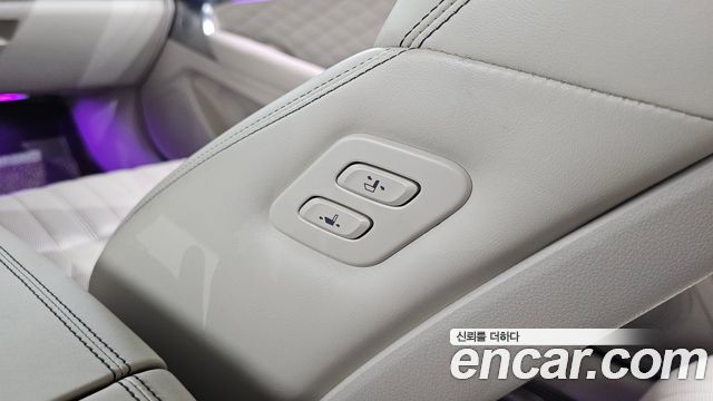 Genesis G70 2020 — photo 30
