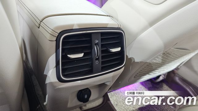 Genesis G70 2020 — photo 31