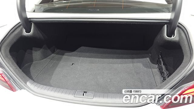 Genesis G70 2020 — photo 32