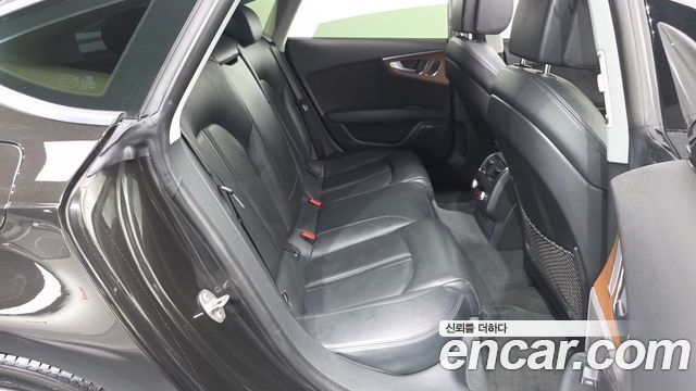 Audi A7 2016 — photo 12