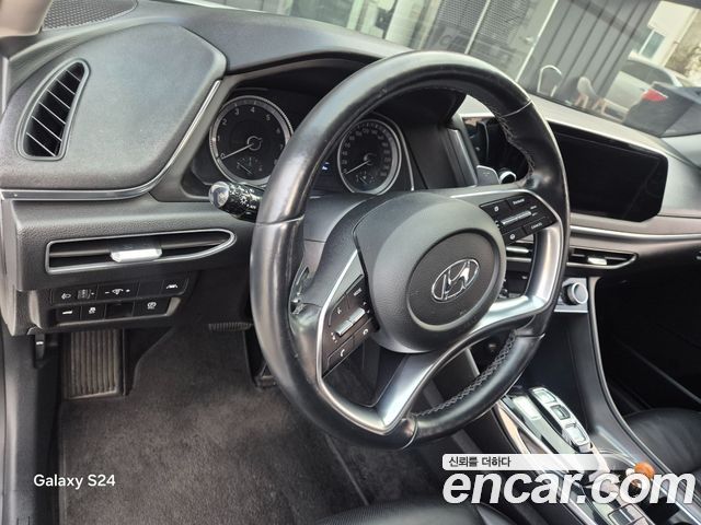 Hyundai Sonata 2020 — photo 11