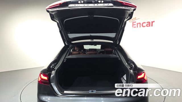 Audi A5 2021 — photo 18