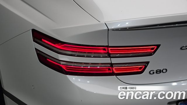 Genesis G80 2021 — photo 9
