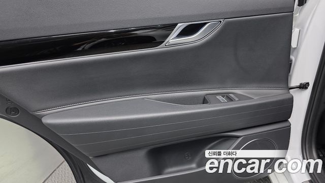 Genesis G80 2021 — photo 15