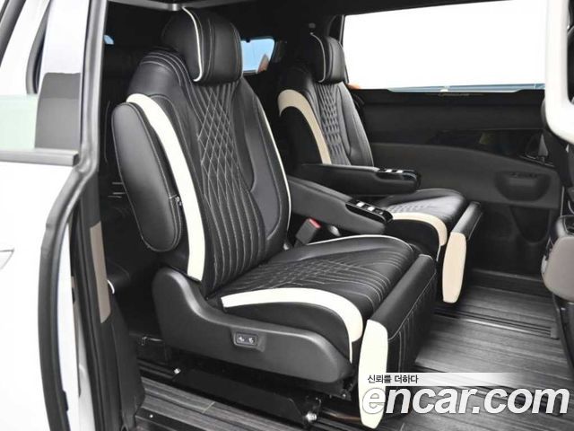 Kia Canival 2024 — photo 12