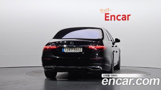 Mercedes-Benz S-Class 2022 — photo 4
