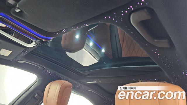 Mercedes-Benz S-Class 2022 — photo 16