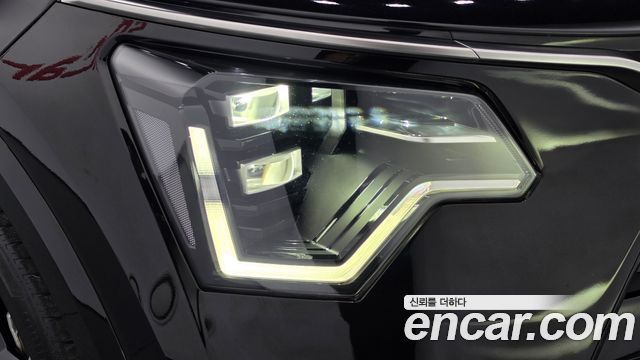 Kia Niro 2023 — photo 8