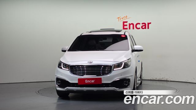 Kia Canival 2015 — photo 3