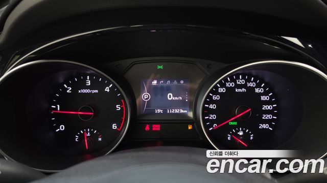 Kia Canival 2015 — photo 8